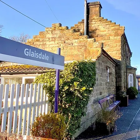 Benchmark * Glaisdale